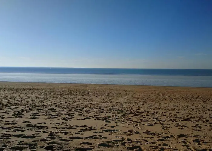 Gite La Mer, A La Campagne En Normandie, Proche Du Mont St Michel