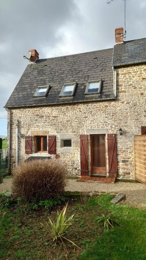 Ferienhaus La Mer, A La Campagne En Normandie, Proche Du Mont St Michel *
