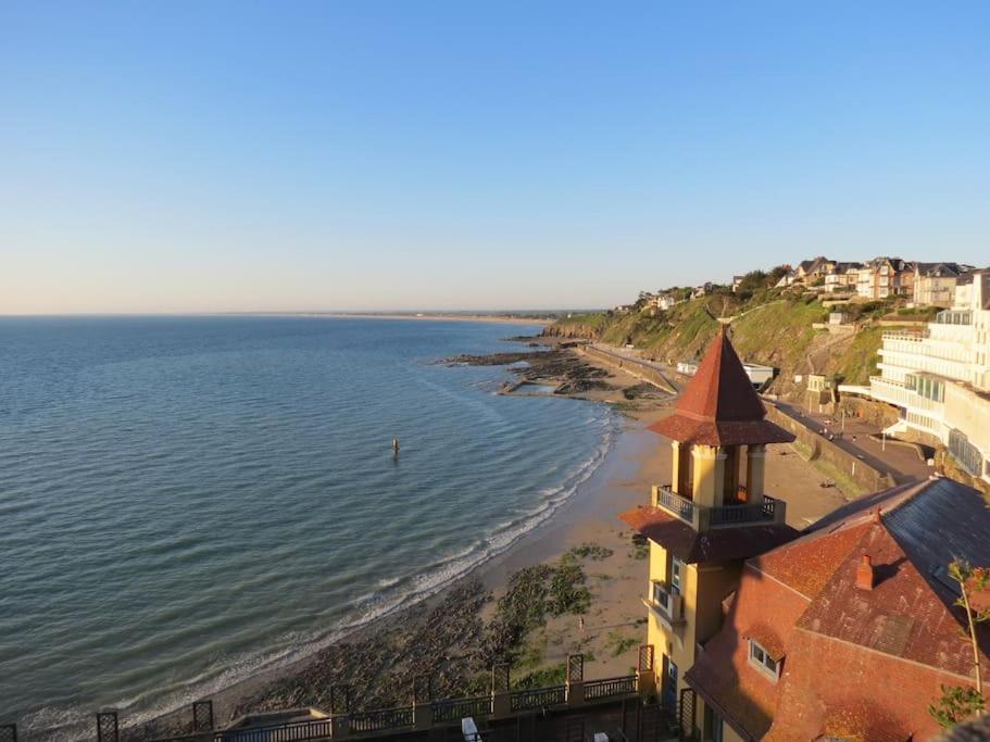 La Mer, A La Campagne En Normandie, Proche Du Mont St Michel Holiday home